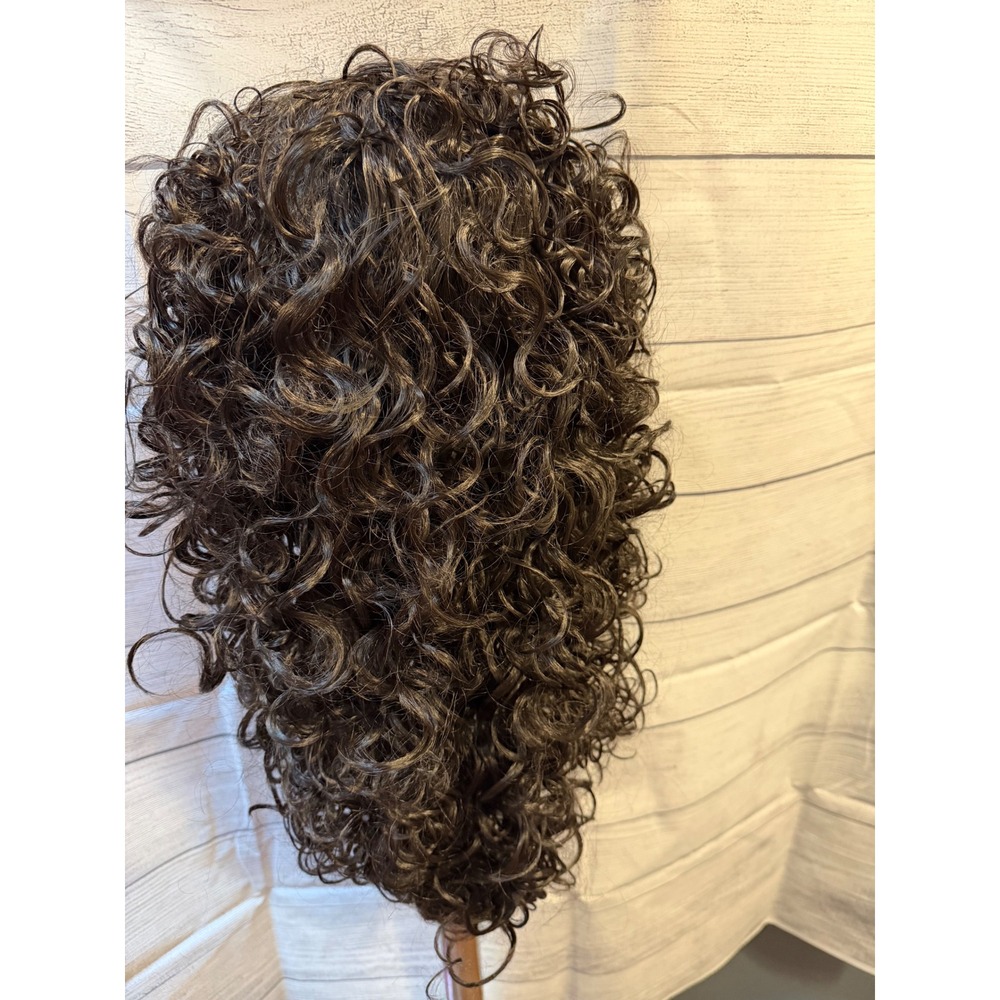 Curly color 2 synthetic wig - Picture 3 of 4